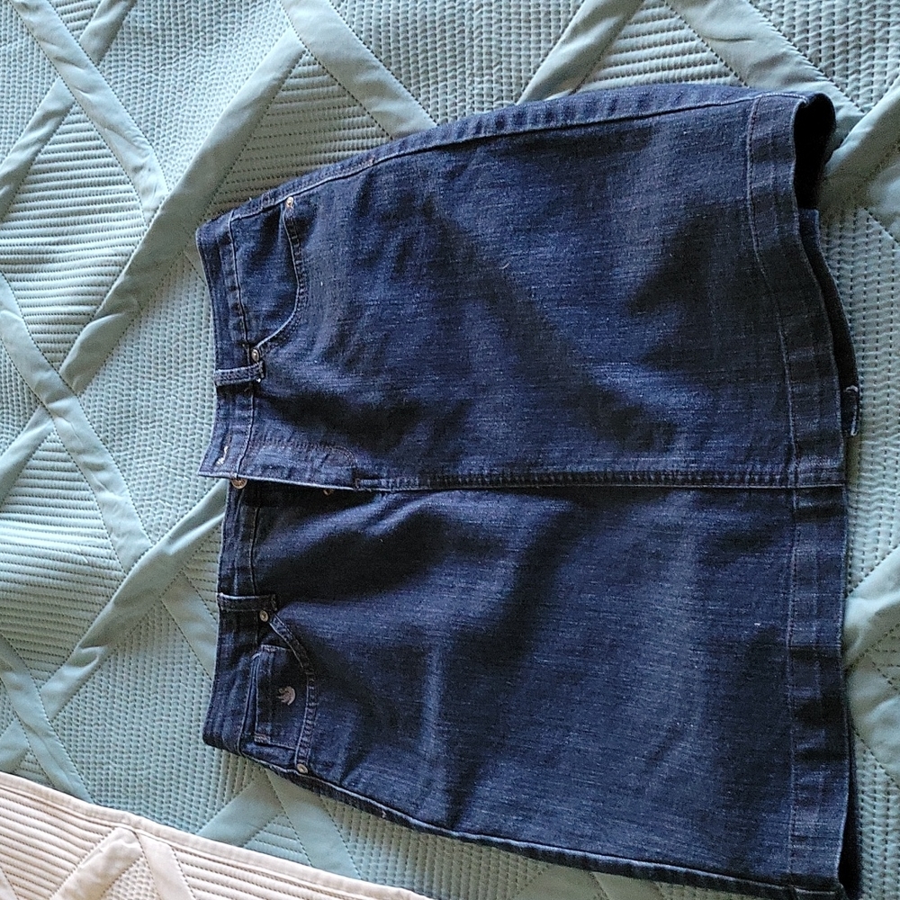 Denim skirt
